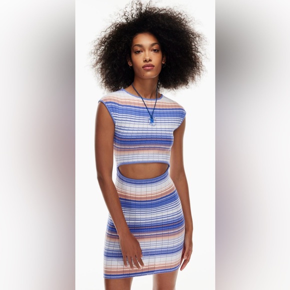 Wilfred Free
Cut-Out Knit Mini Dress. Size Large - Picture 1 of 9